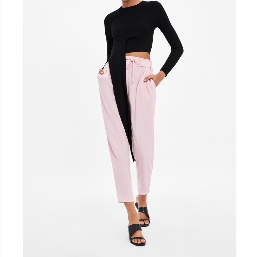 💕💕💕Zara jogger-waisted pants 💕💕💕